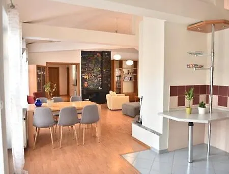 A Charismatic In The Very Center Of Μπρατισλάβα