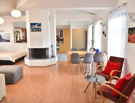 A Charismatic In The Very Center Of